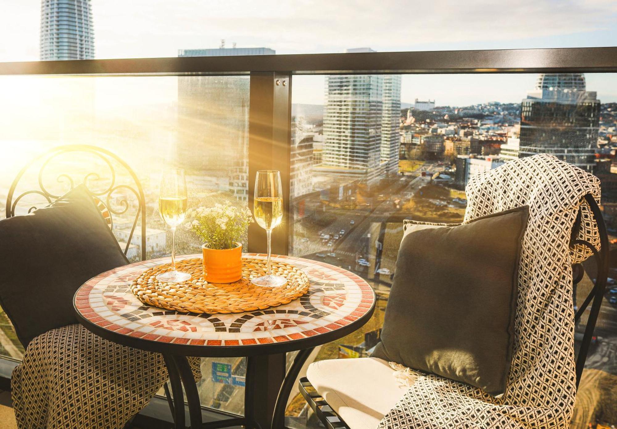 Apartment Sag 20th Floor Klingerka Castle View Free Parking Free Wifi